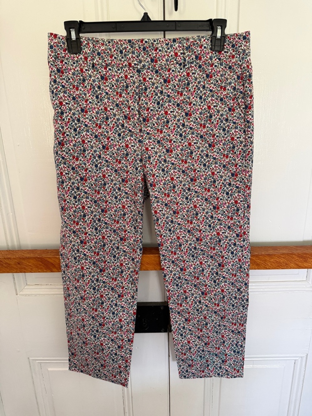 LOFT Floral Print Pant in White with Blue, Red, Pink and Green Accents